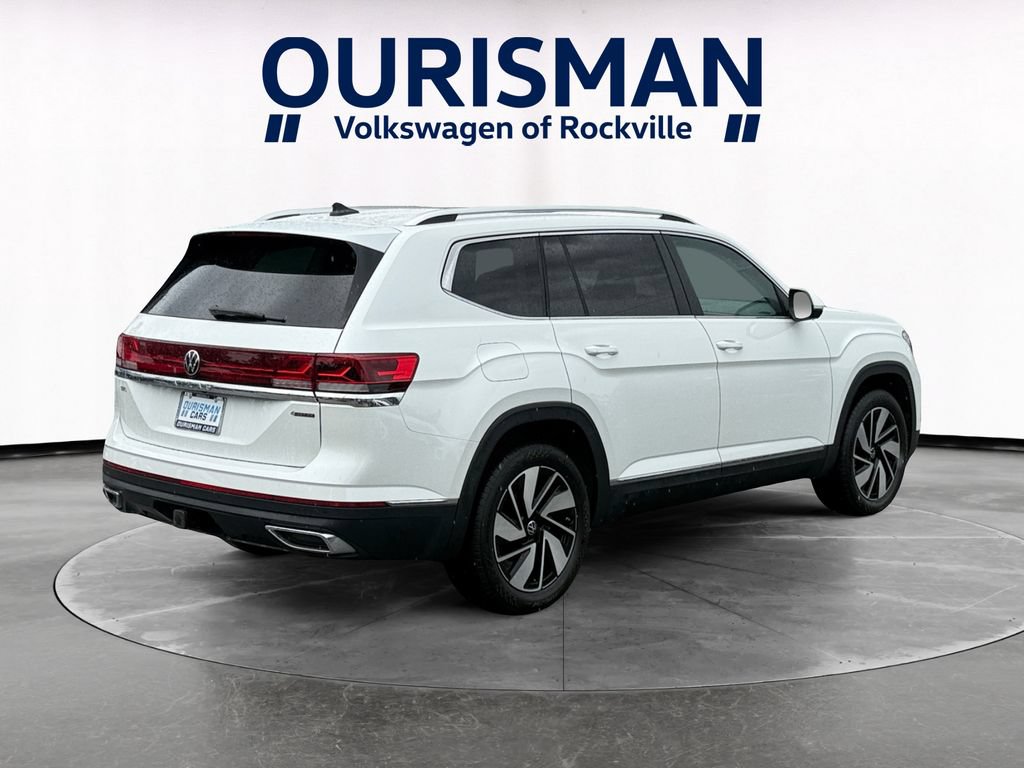 Used 2024 Volkswagen Atlas SEL AWD/4WD image 6