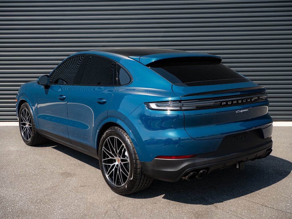 Certified 2025 Porsche Cayenne Coupe w/ Premium Package Plus image 3