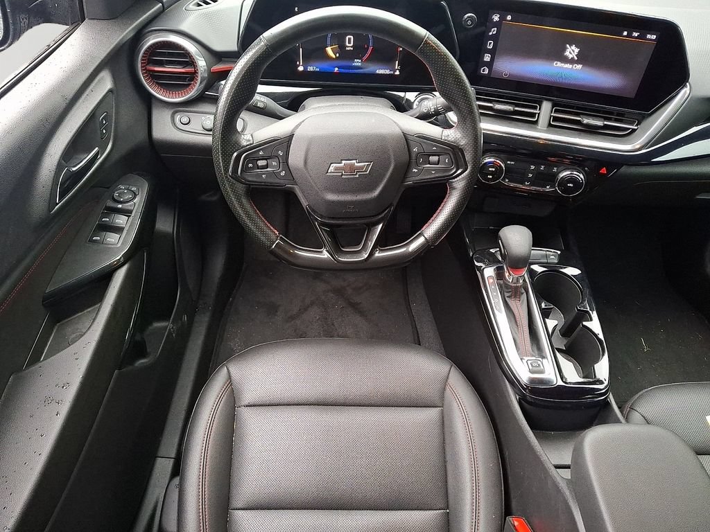 Used 2024 Chevrolet Trax RS w/ Driver Confidence Package FWD image 11