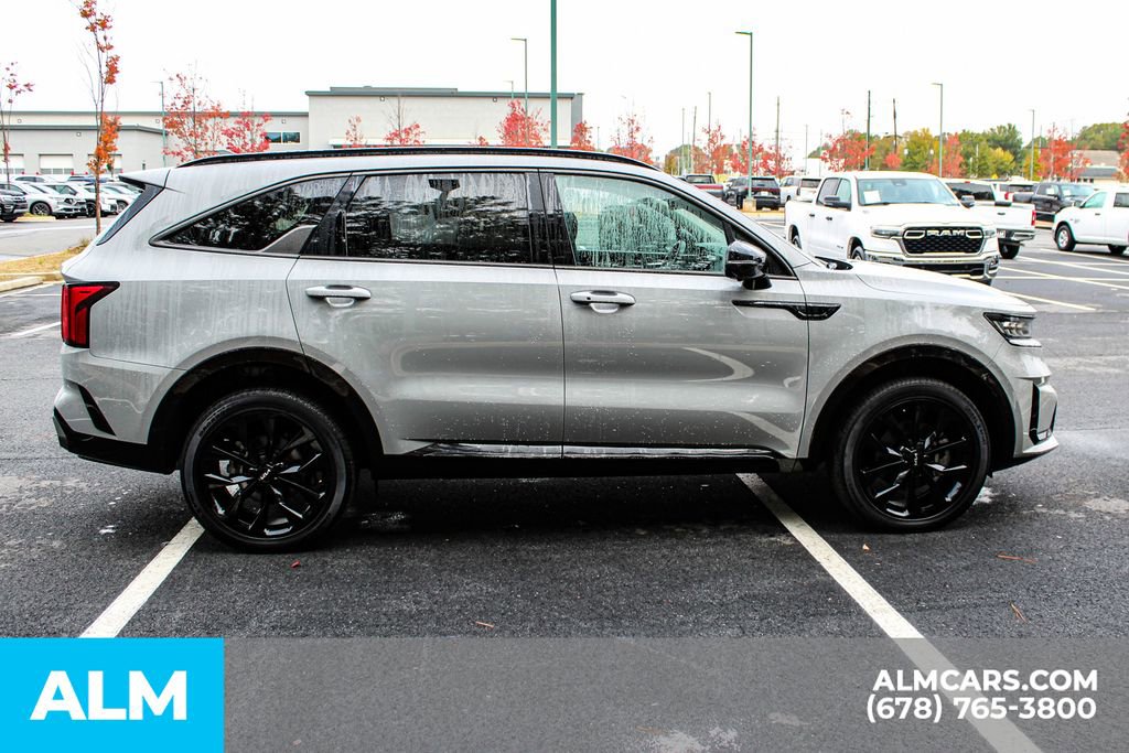 Used 2023 Kia Sorento SX image 9