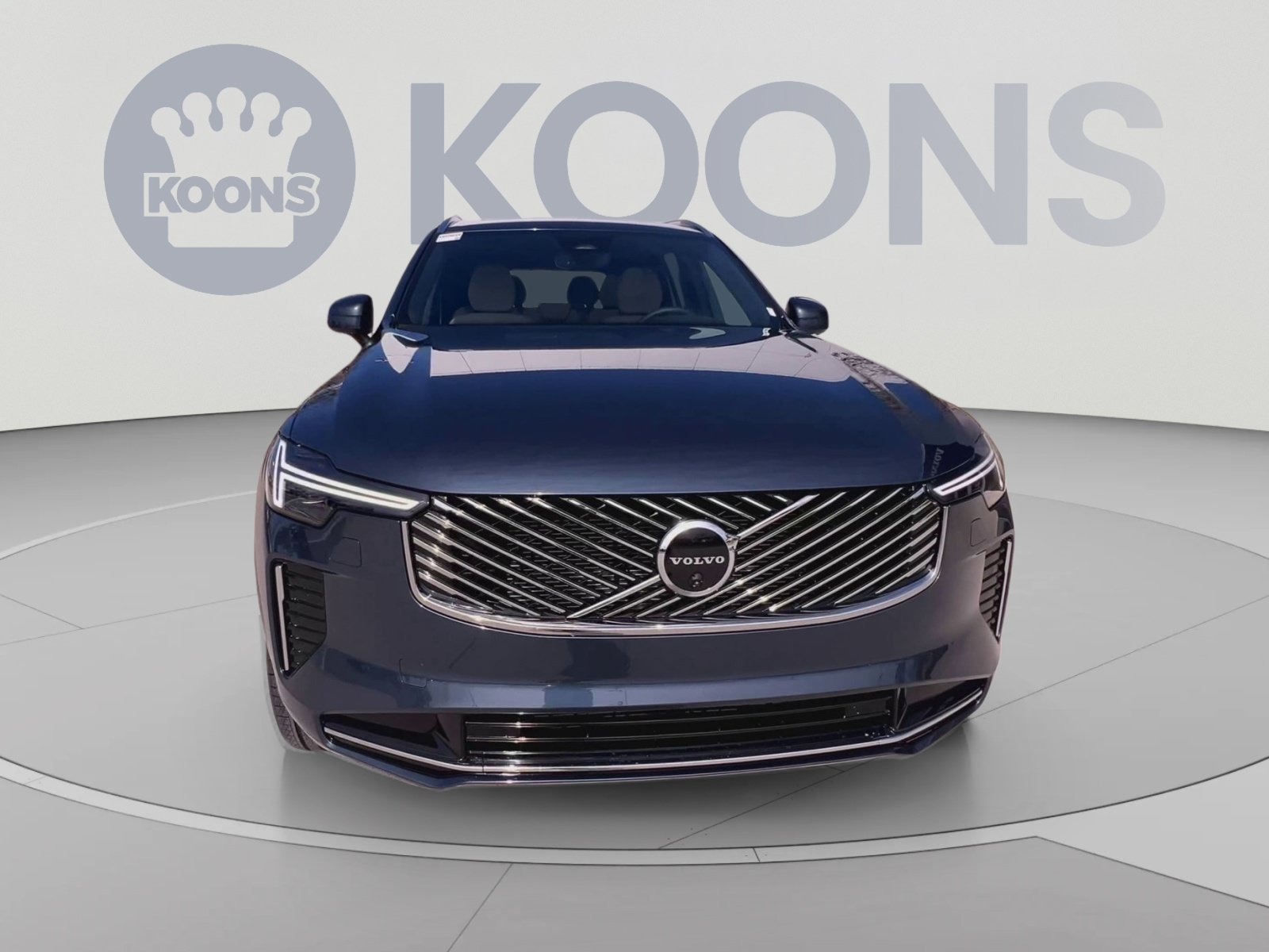New 2026 Volvo XC90 B6 Plus w/ Protection Package Premier AWD/4WD image 4