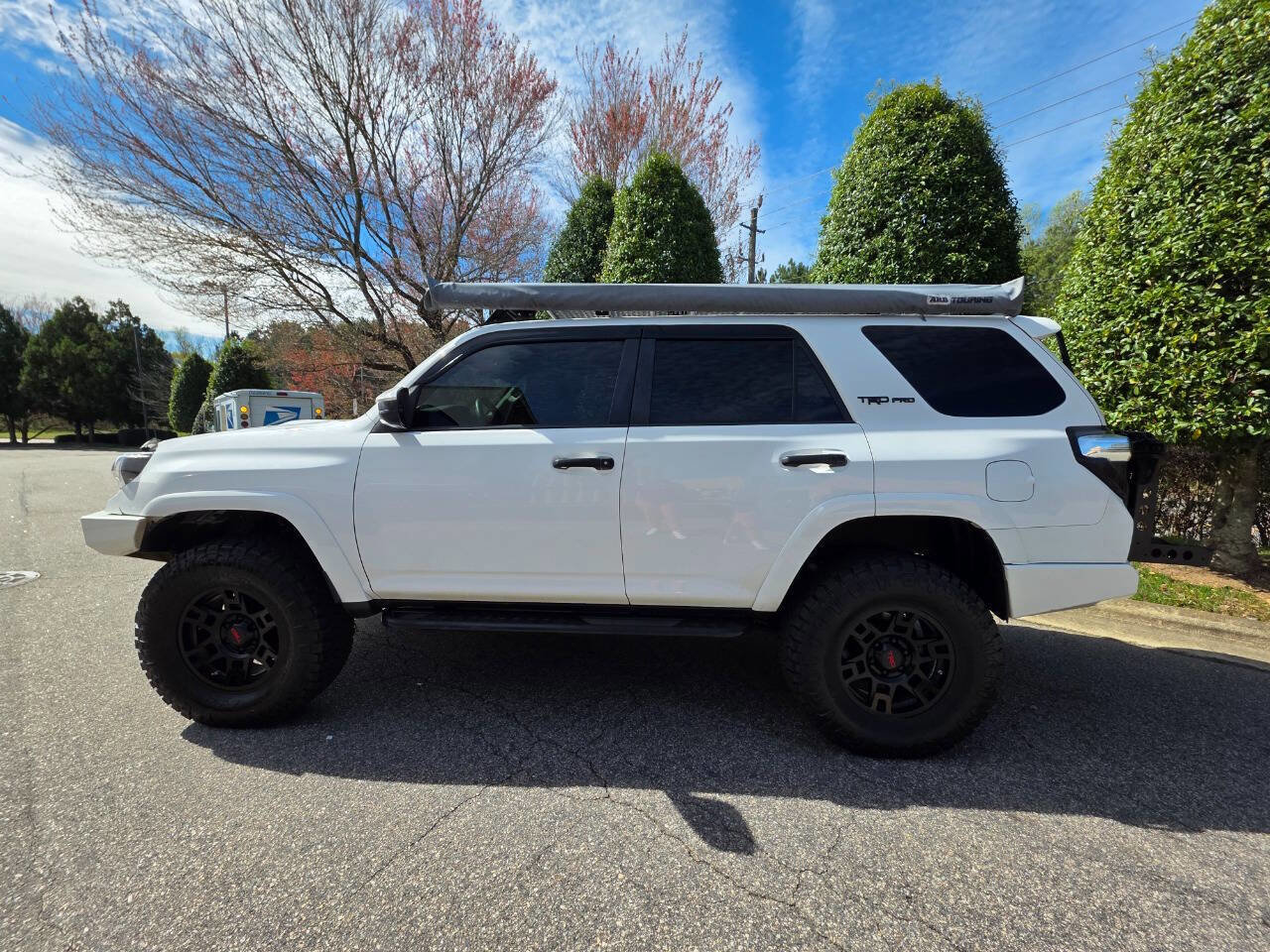 Used 2015 Toyota 4Runner TRD Pro image 2