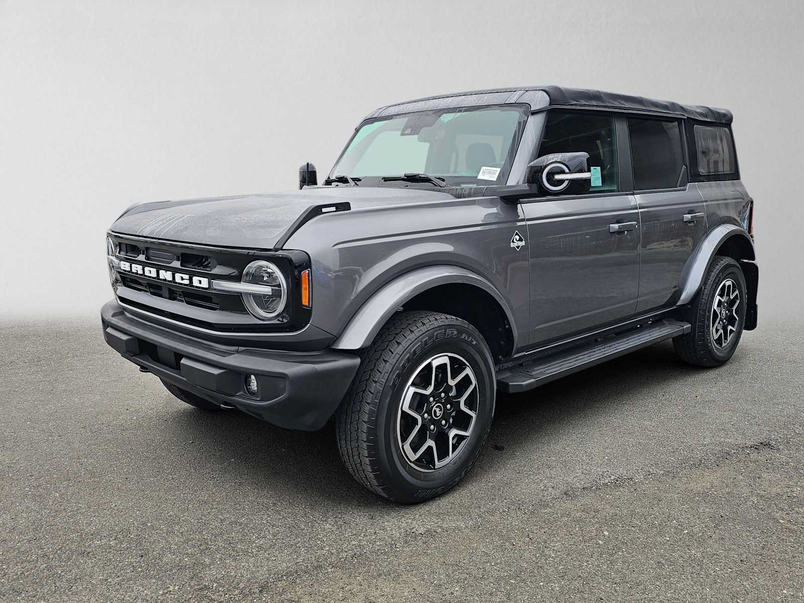 Used 2023 Ford Bronco Outer Banks AWD/4WD image 7