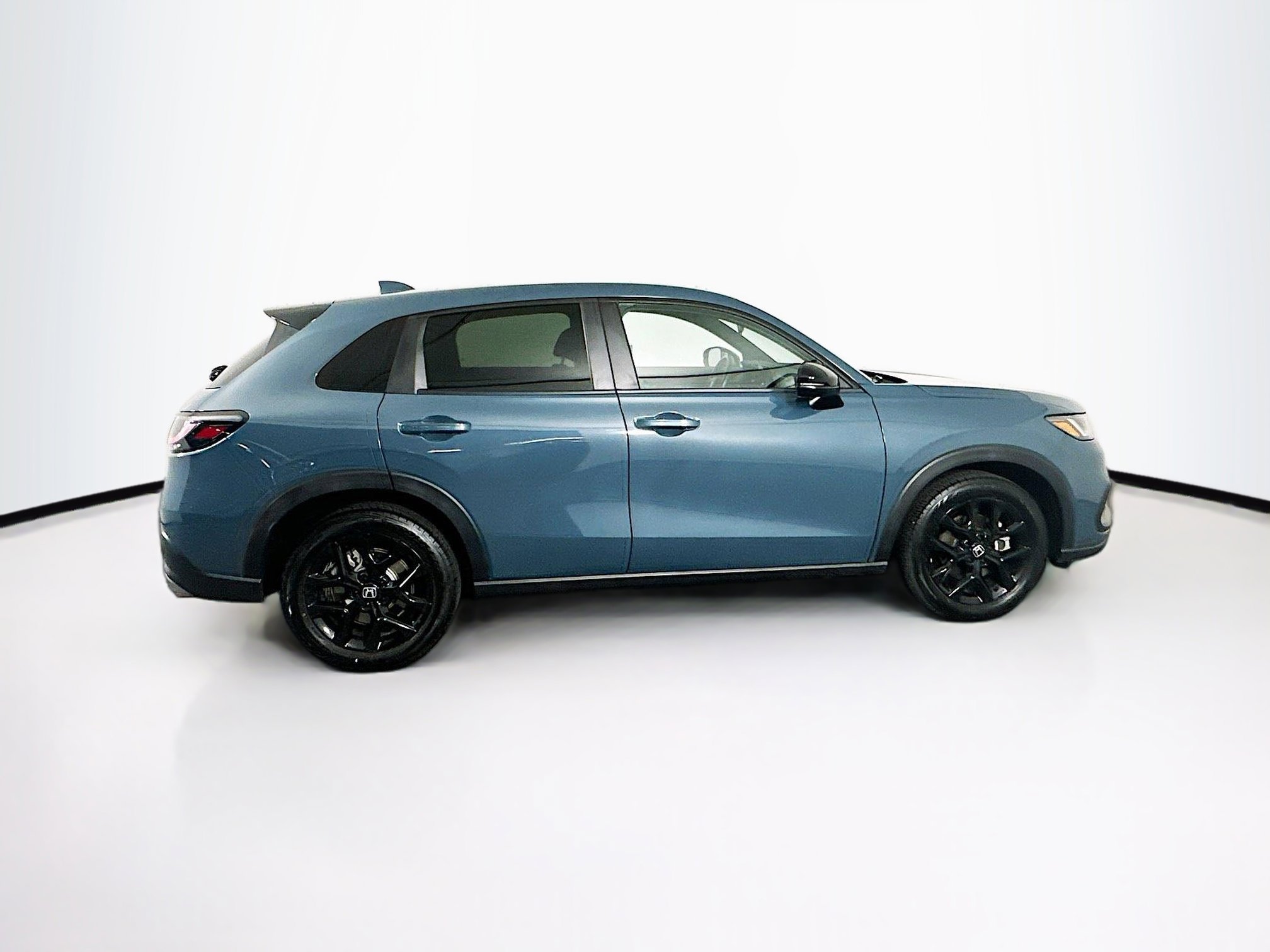 Used 2023 Honda HR-V Sport image 10