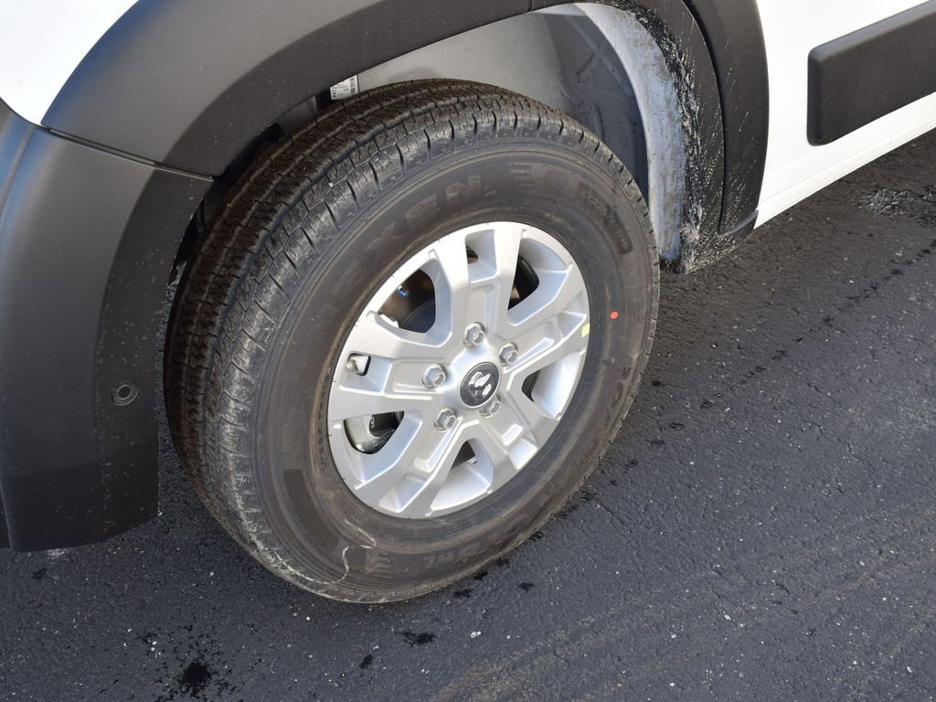 New 2024 RAM ProMaster 2500 w/ Advanced Safety Group image 12