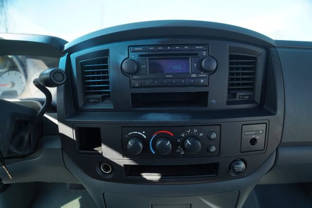Used 2007 Dodge Ram 1500 Truck ST w/ SXT Group image 19