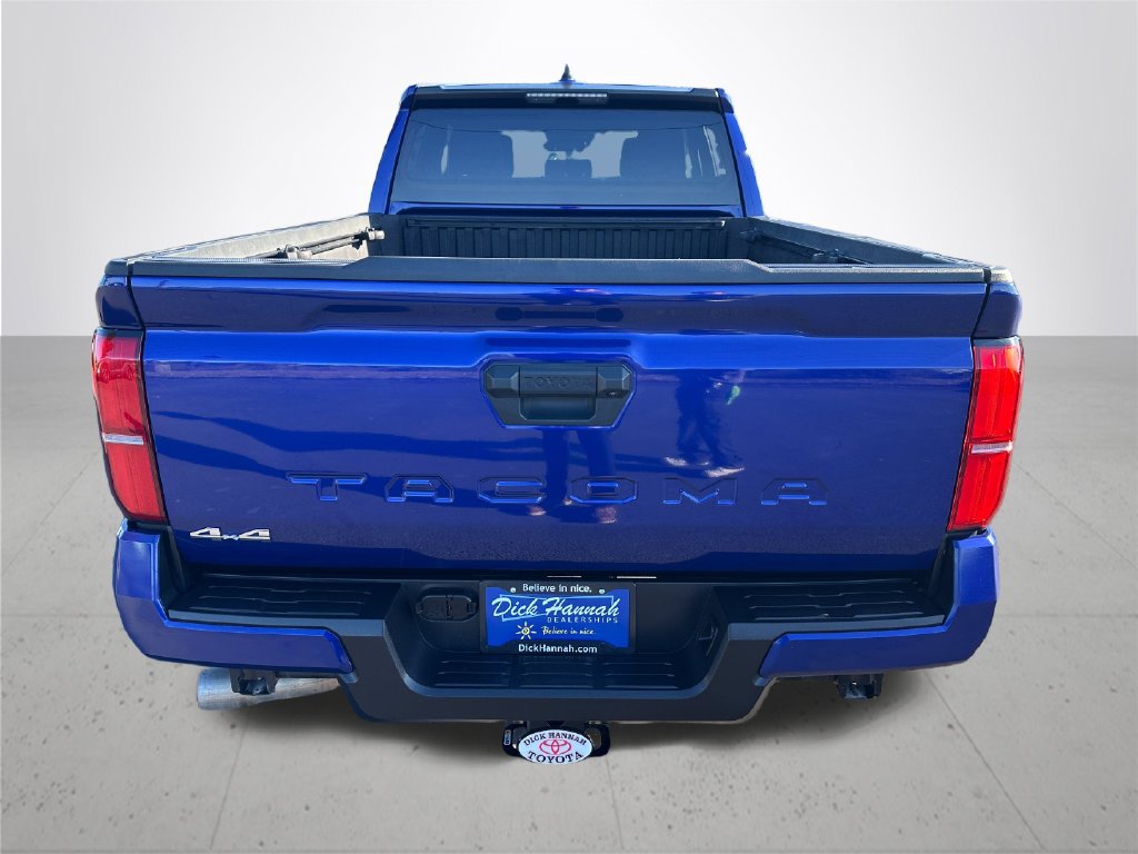 Certified 2024 Toyota Tacoma SR5 AWD/4WD image 9