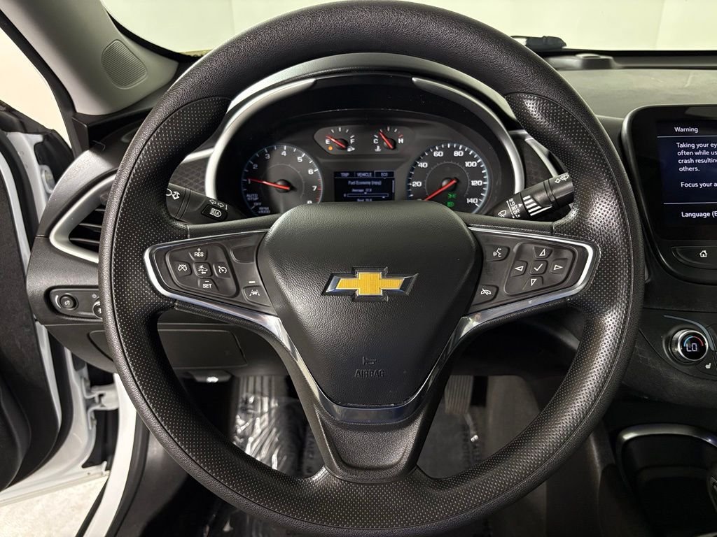 Used 2024 Chevrolet Malibu LT FWD image 18