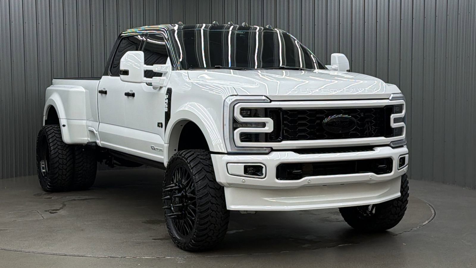 Used 2026 Ford F450 Platinum w/ Platinum Plus Package image 7