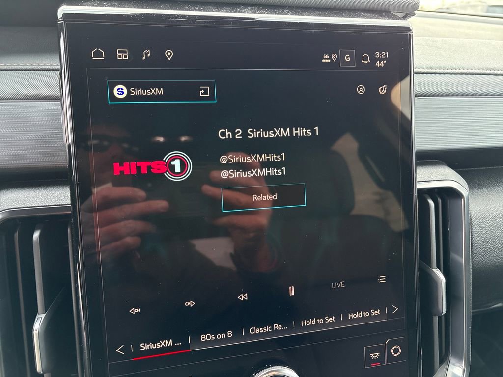 New 2026 GMC Acadia AT4 w/ Luxury Package image 30