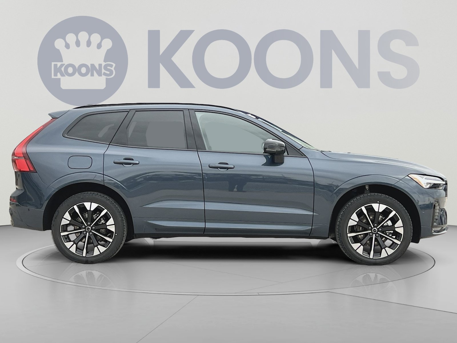 New 2026 Volvo XC60 B5 Plus w/ Climate Package AWD/4WD image 17