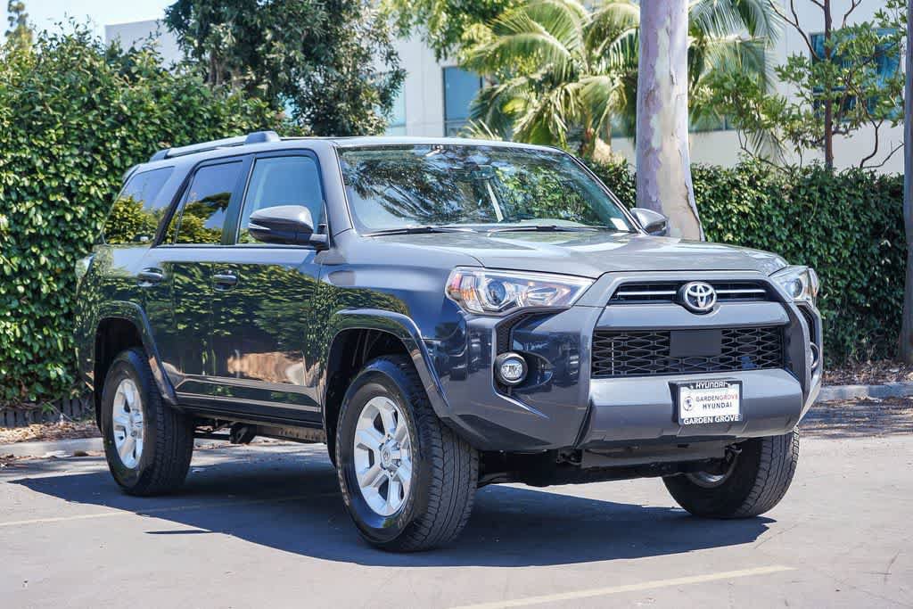 Used 2024 Toyota 4Runner SR5 Premium w/ Moonroof Package AWD/4WD image 3