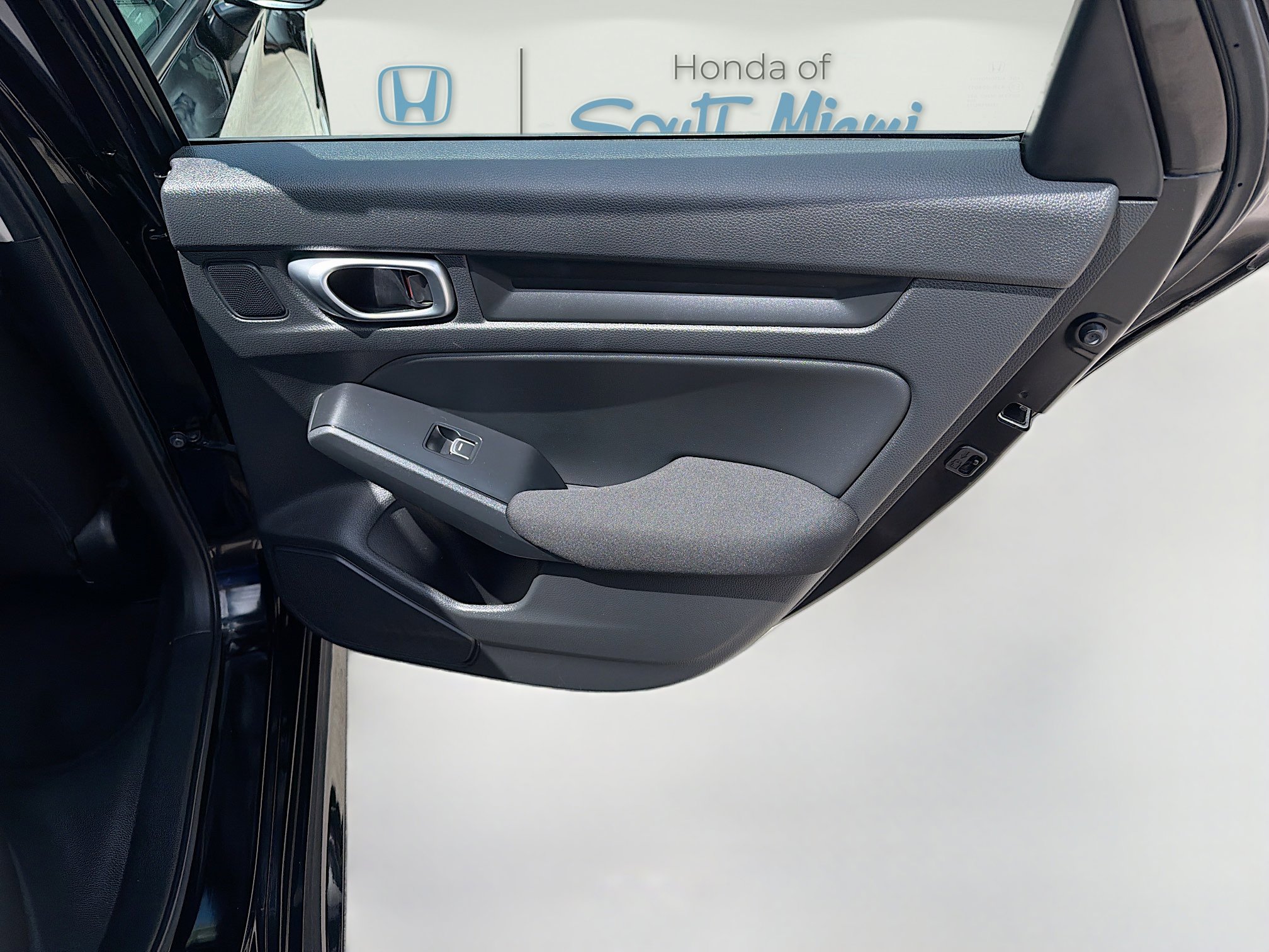 Used 2023 Honda Civic LX image 29