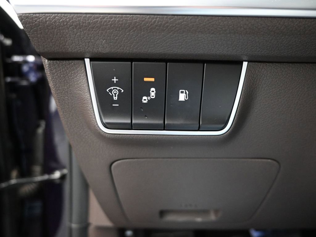 Used 2020 Kia Stinger GT image 32