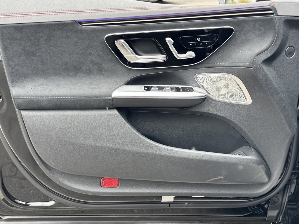 New 2025 Mercedes-Benz EQE AMG 4MATIC Sedan image 18