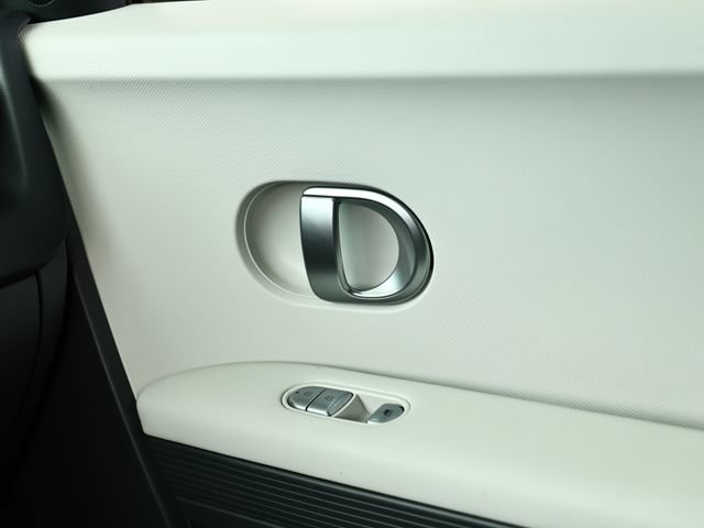 Used 2024 Hyundai Ioniq 5 SEL RWD image 44