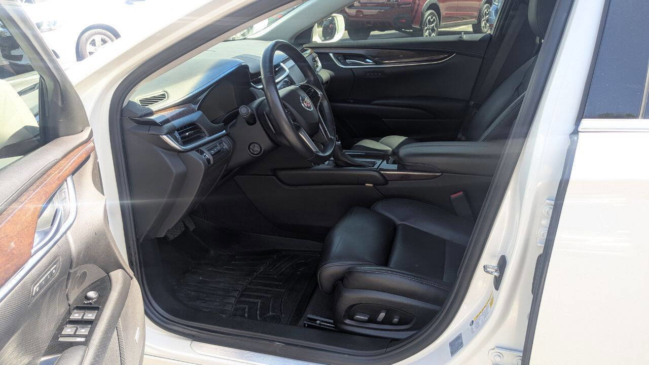 Used 2014 Cadillac XTS Premium AWD/4WD image 23