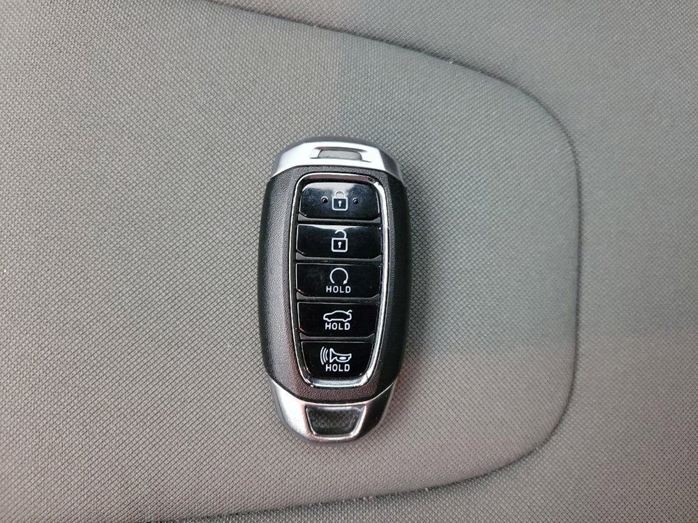 Used 2023 Hyundai Elantra SEL FWD image 32