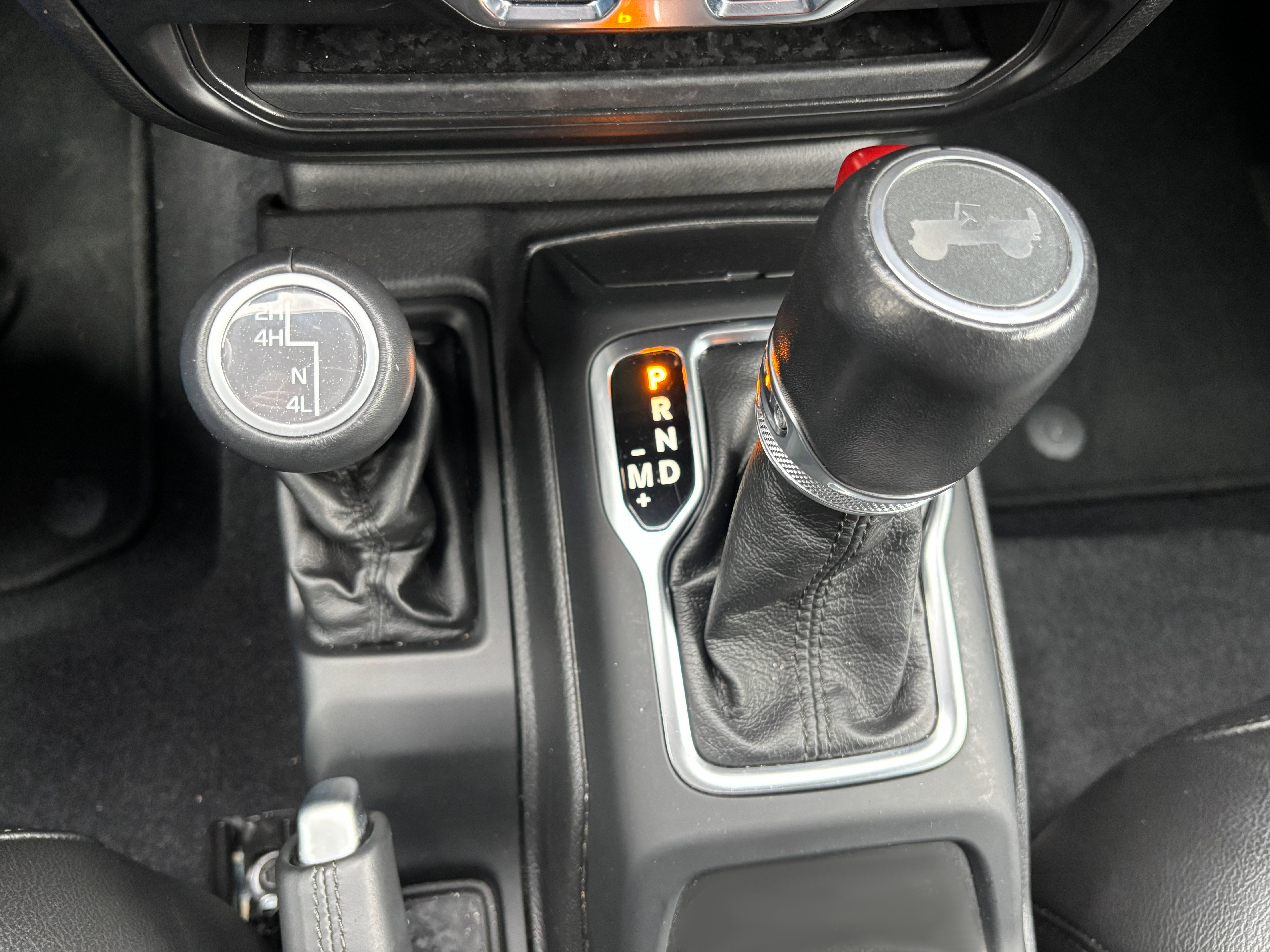 Used 2022 Jeep Wrangler Unlimited Sahara image 28