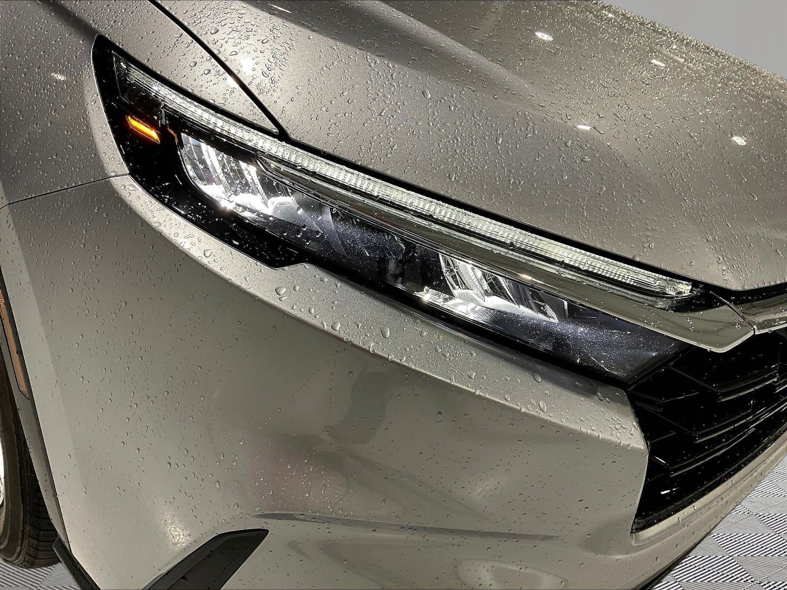Certified 2025 Honda CR-V EX image 32