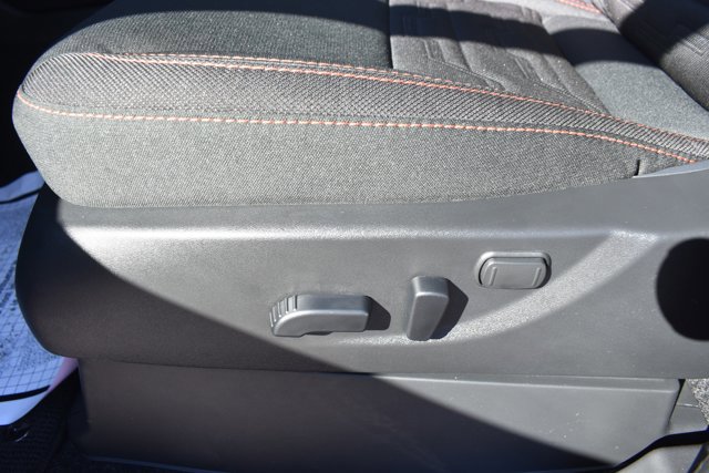 New 2026 Nissan Frontier PRO-4X w/ Pro-4x Convenience Package image 15
