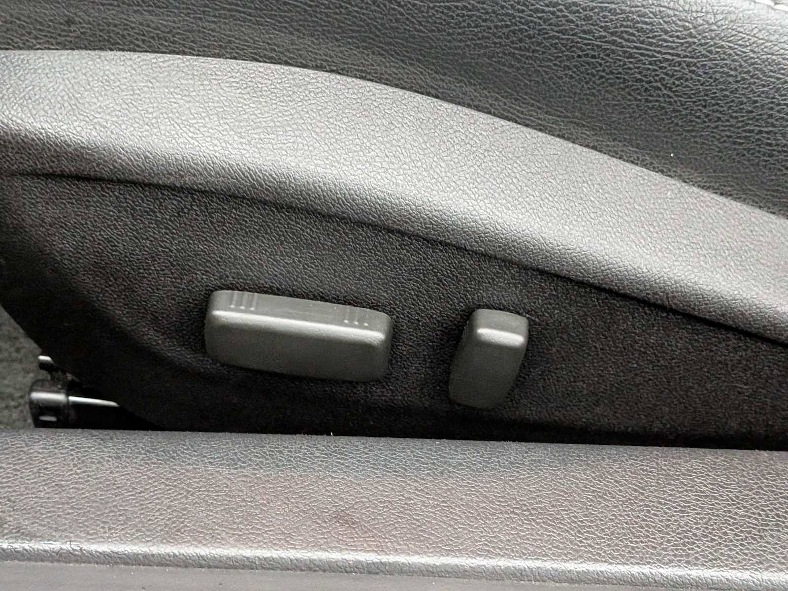 Used 2010 Chevrolet Camaro SS w/ RS Package image 17