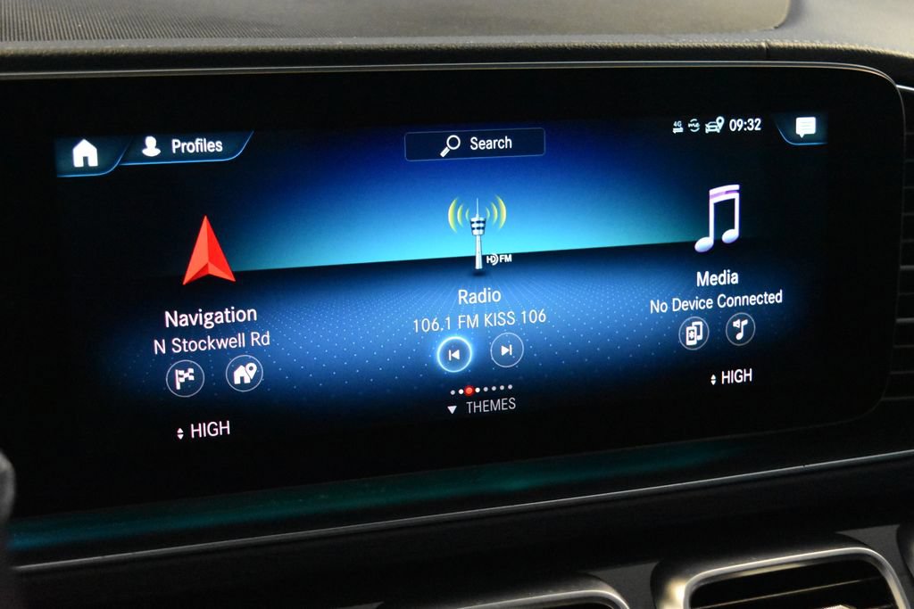 Used 2022 Mercedes-Benz GLS 450 4MATIC image 13