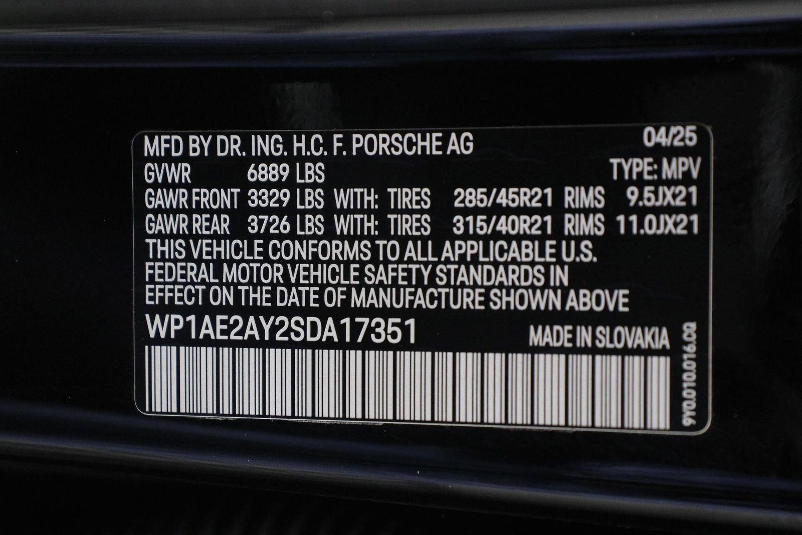 Certified 2025 Porsche Cayenne E-Hybrid image 19