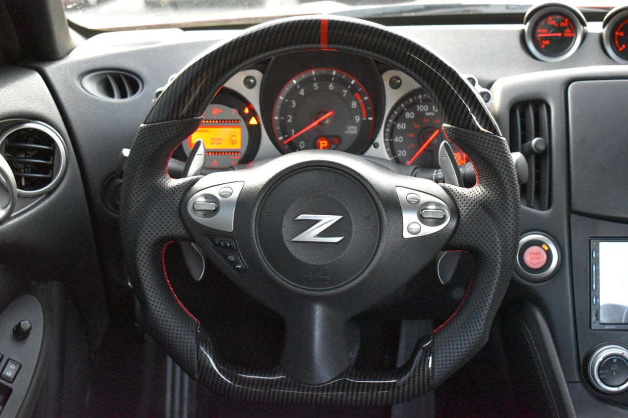 Used 2015 Nissan 370Z Coupe image 14