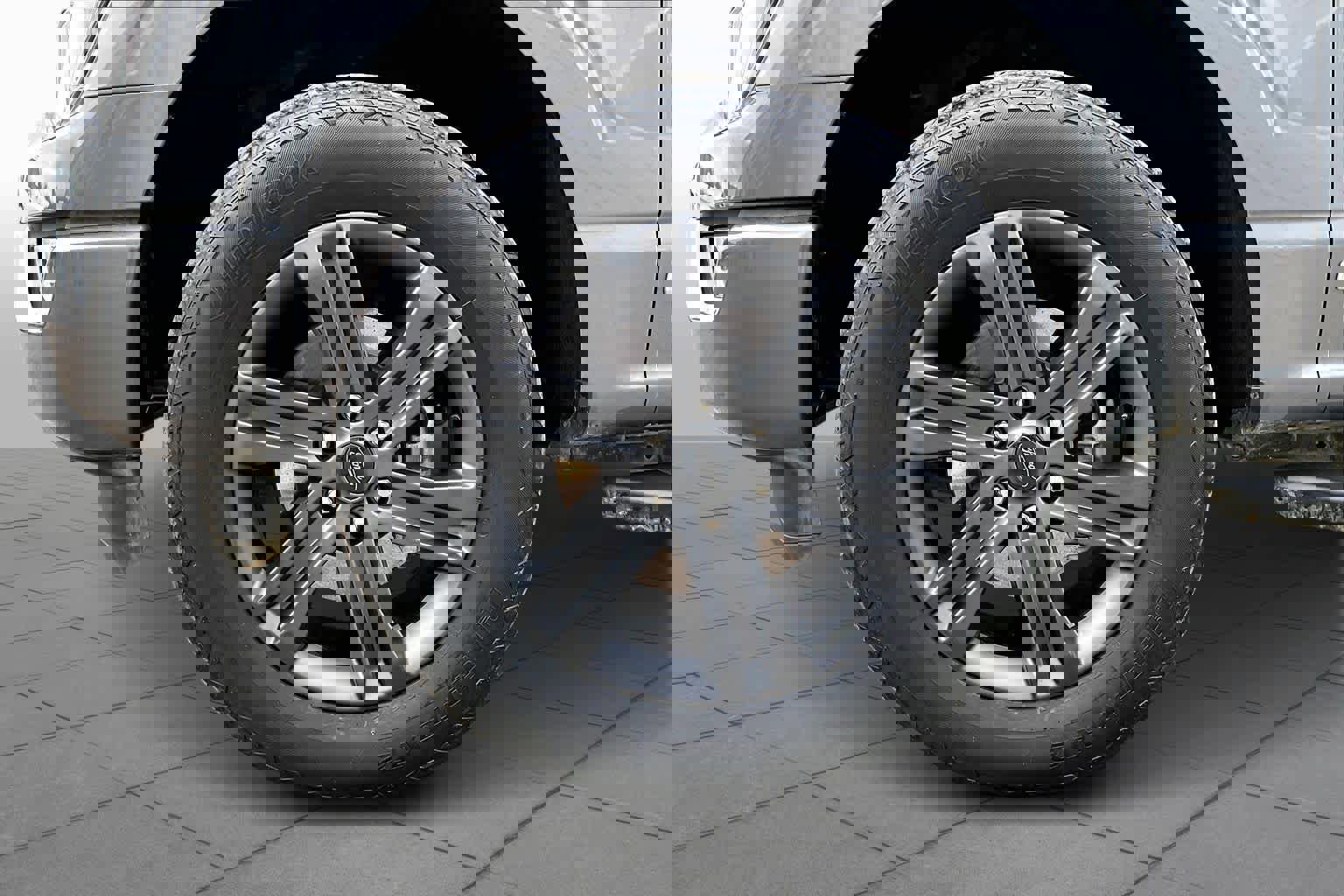 Used 2023 Ford F150 XLT w/ Equipment Group 302A High image 10