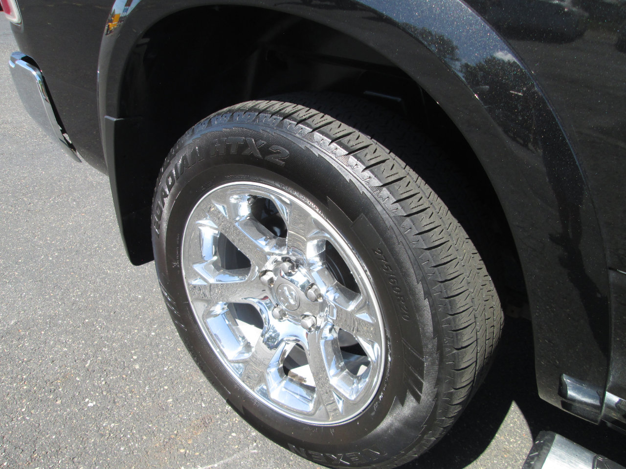 Used 2018 RAM 1500 Laramie w/ Convenience Group image 11