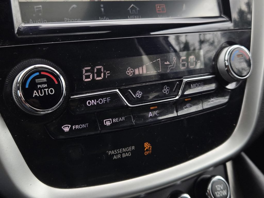 Used 2017 Nissan Murano Platinum w/ Platinum Technology Package FWD image 23