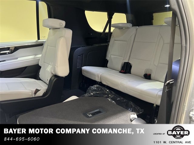 New 2026 Chevrolet Suburban Premier image 25