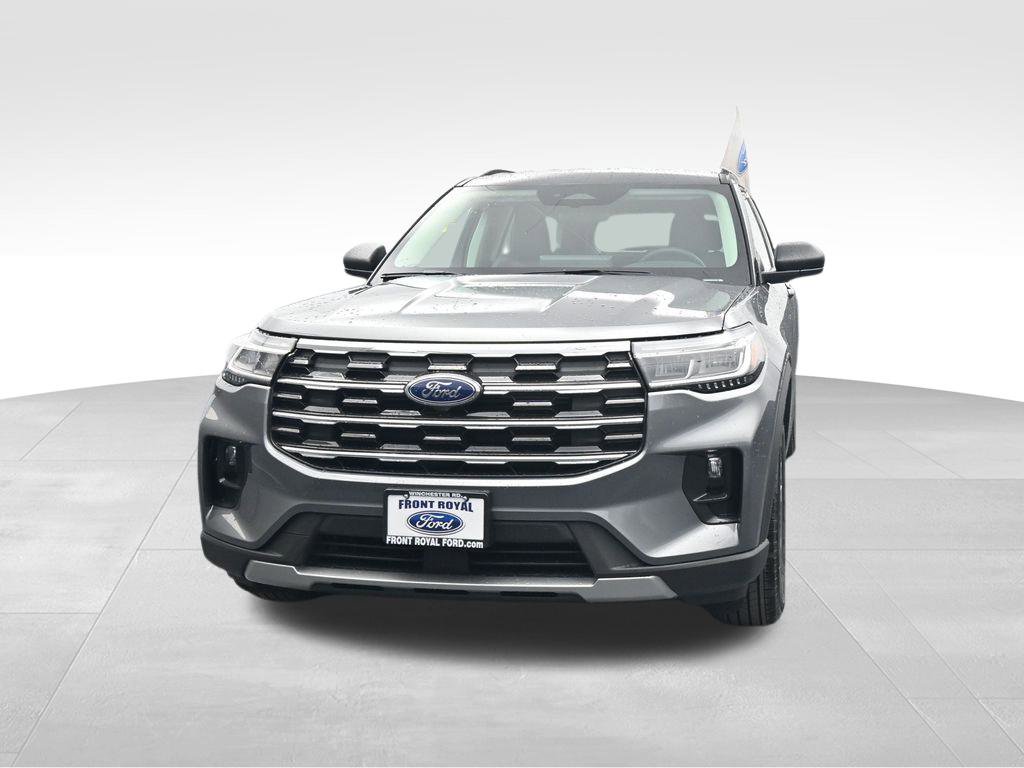 New 2026 Ford Explorer Active image 3