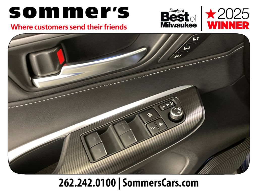 Used 2021 Toyota Venza Limited w/ Advanced Technology Package AWD/4WD image 11