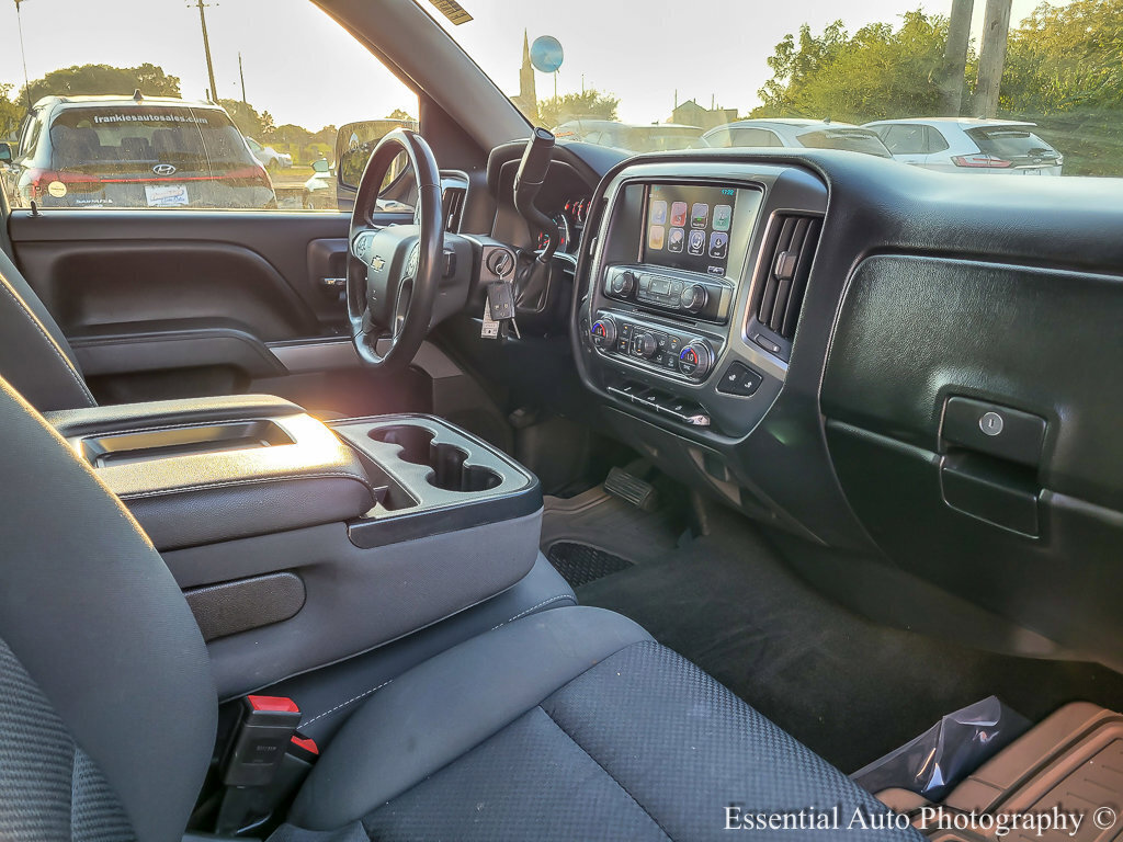 Used 2017 Chevrolet Silverado 1500 LT w/ All Star Edition image 31