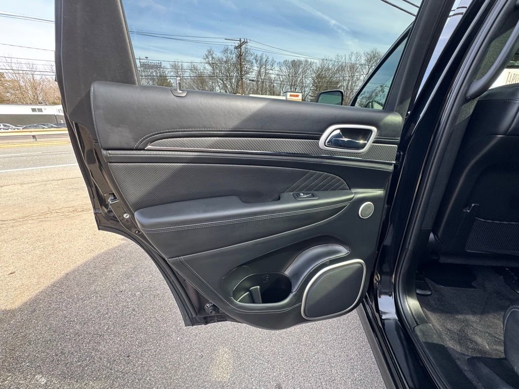 Used 2018 Jeep Grand Cherokee SRT image 36