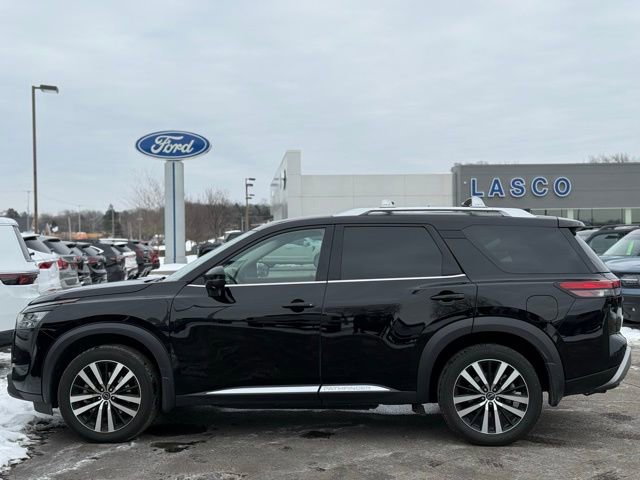 Used 2023 Nissan Pathfinder Platinum w/ Cargo Package image 46
