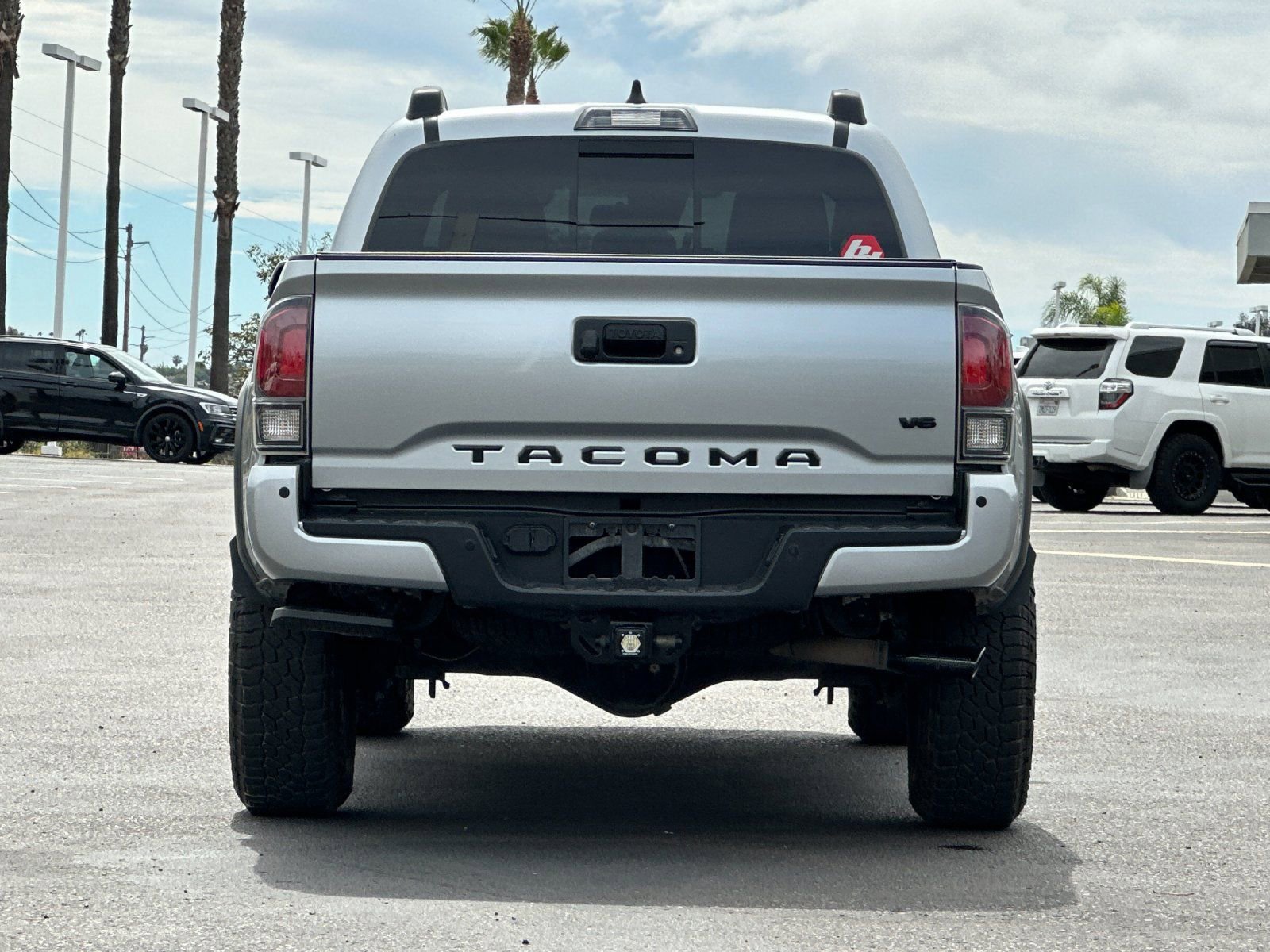 Used 2022 Toyota Tacoma TRD Off-Road w/ Technology Package AWD/4WD image 4