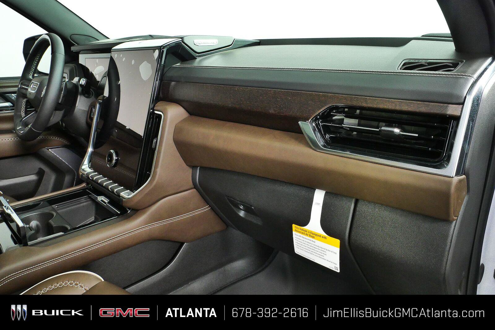 New 2026 GMC Yukon XL Denali Ultimate w/ LPO, Floor Liner Package AWD/4WD image 24