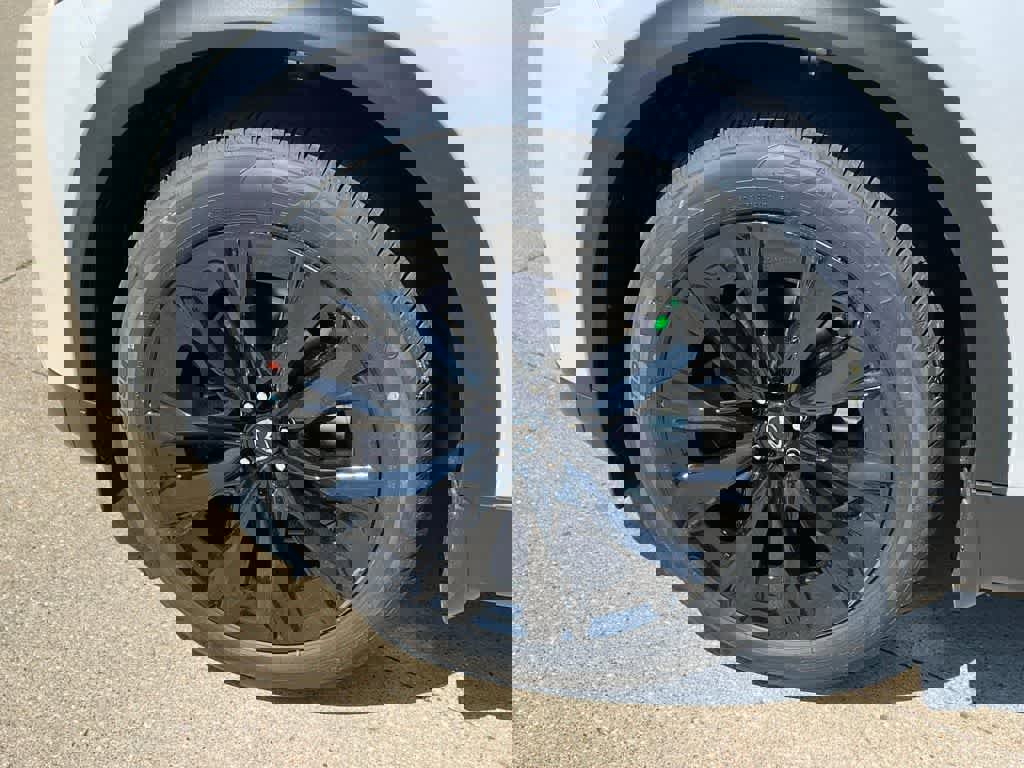 Used 2025 MAZDA CX-90 Plug-In Hybrid w/Premium Sport image 10