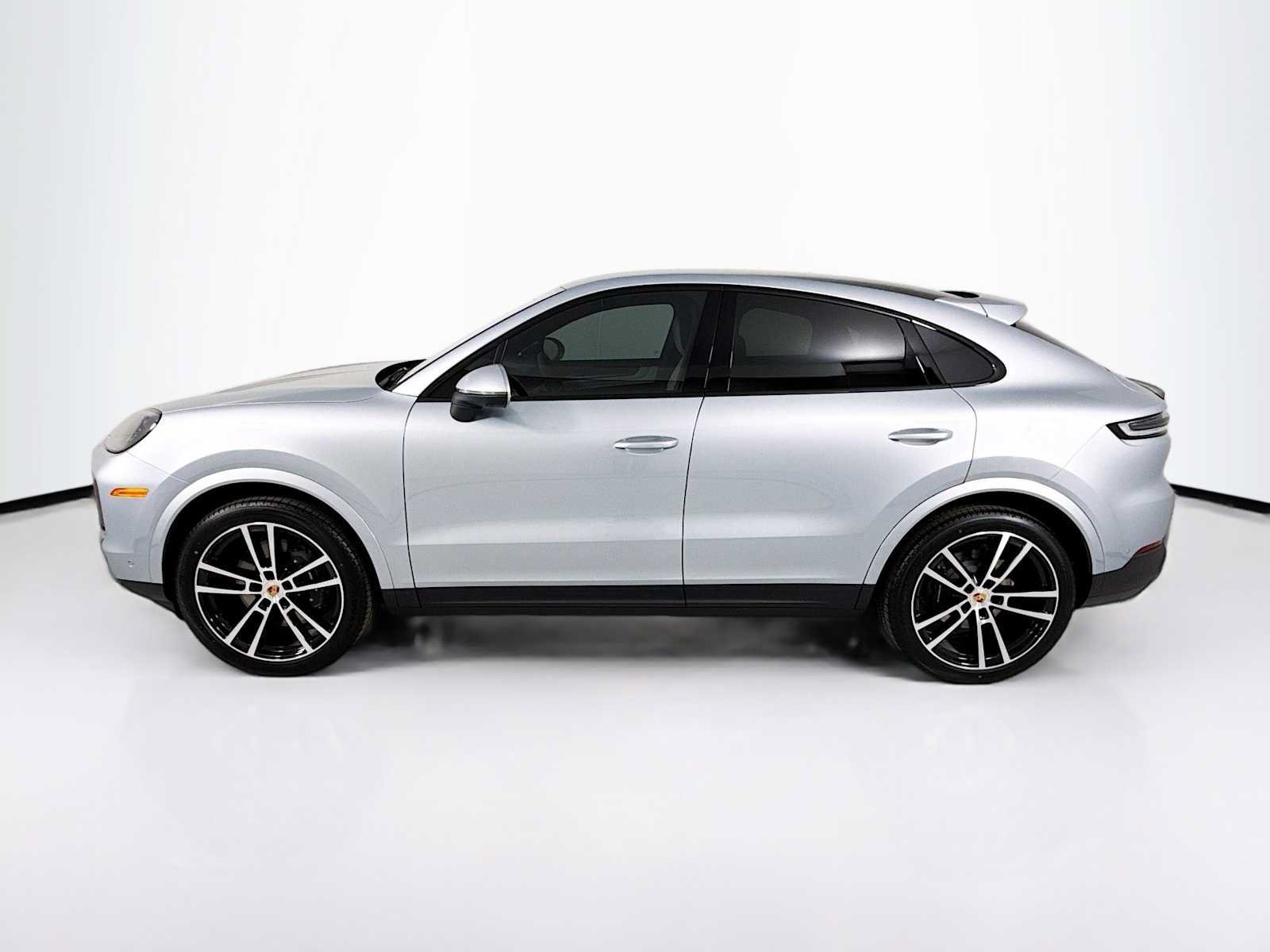 New 2026 Porsche Cayenne Coupe AWD/4WD image 2