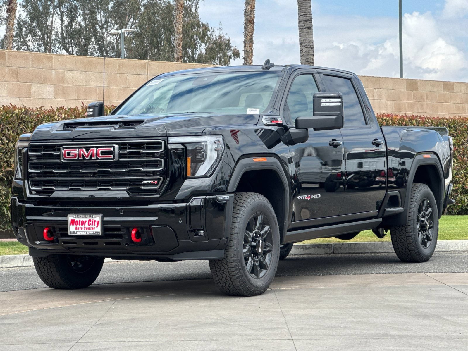 New 2026 GMC Sierra 2500 AT4 w/ AT4 Premium Plus Package AWD/4WD image 8