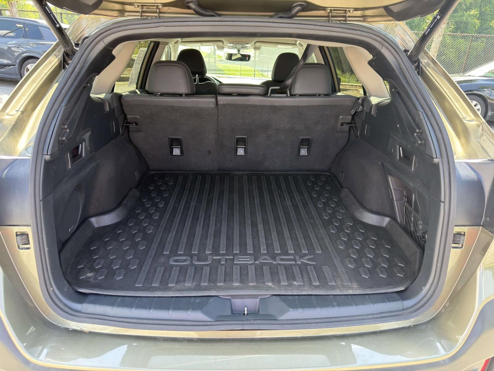 Certified 2022 Subaru Outback Limited AWD/4WD image 18