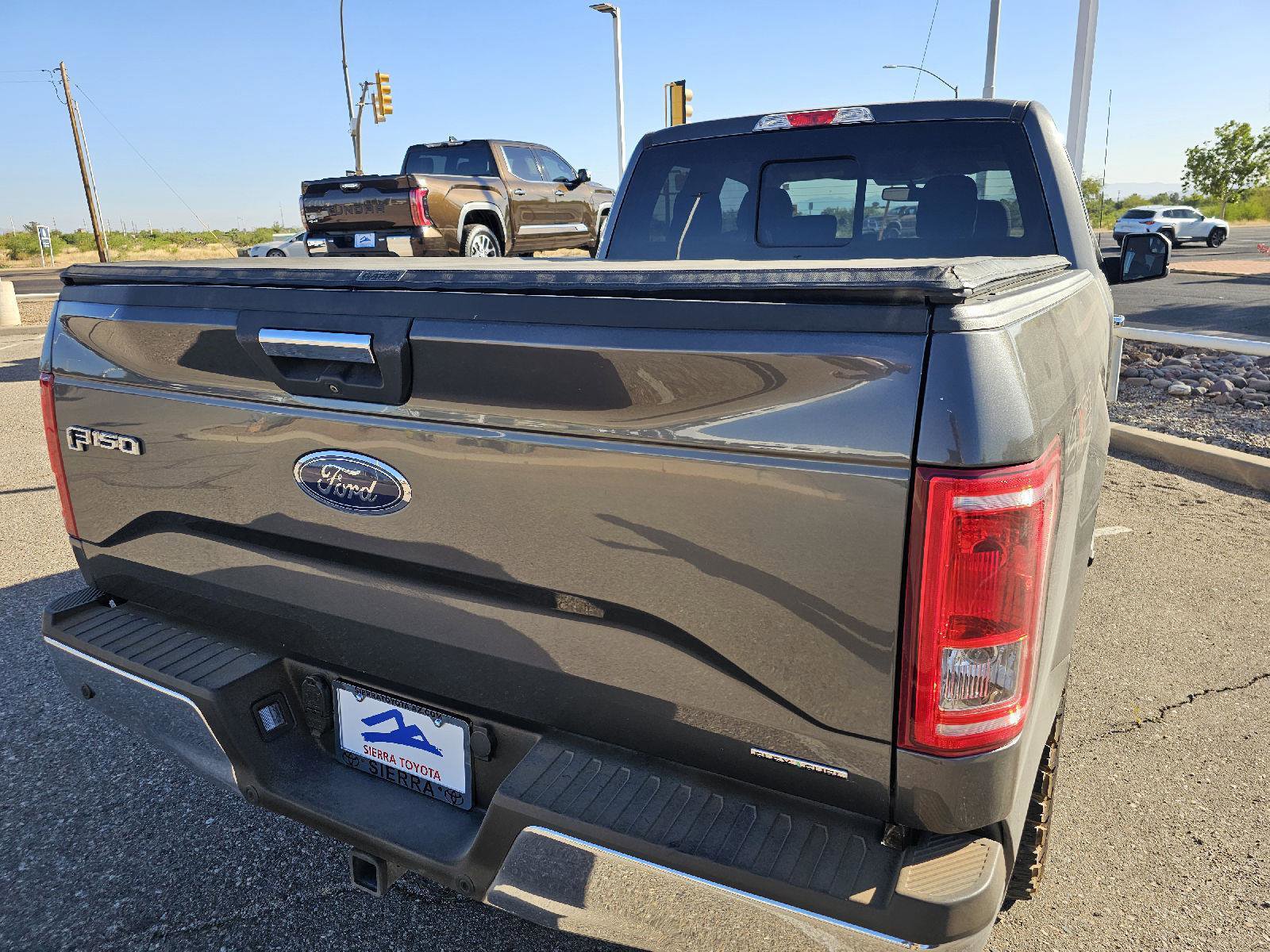 Used 2015 Ford F150 XLT w/ Equipment Group 302A Luxury AWD/4WD image 15