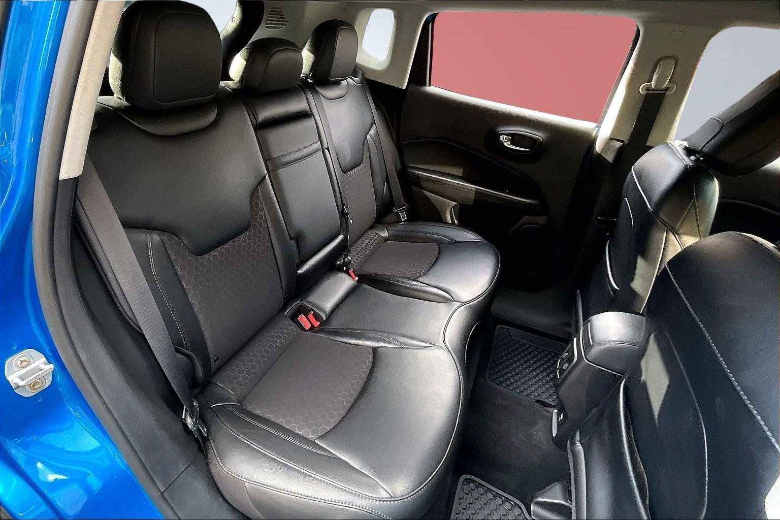 Used 2020 Jeep Compass Altitude image 28