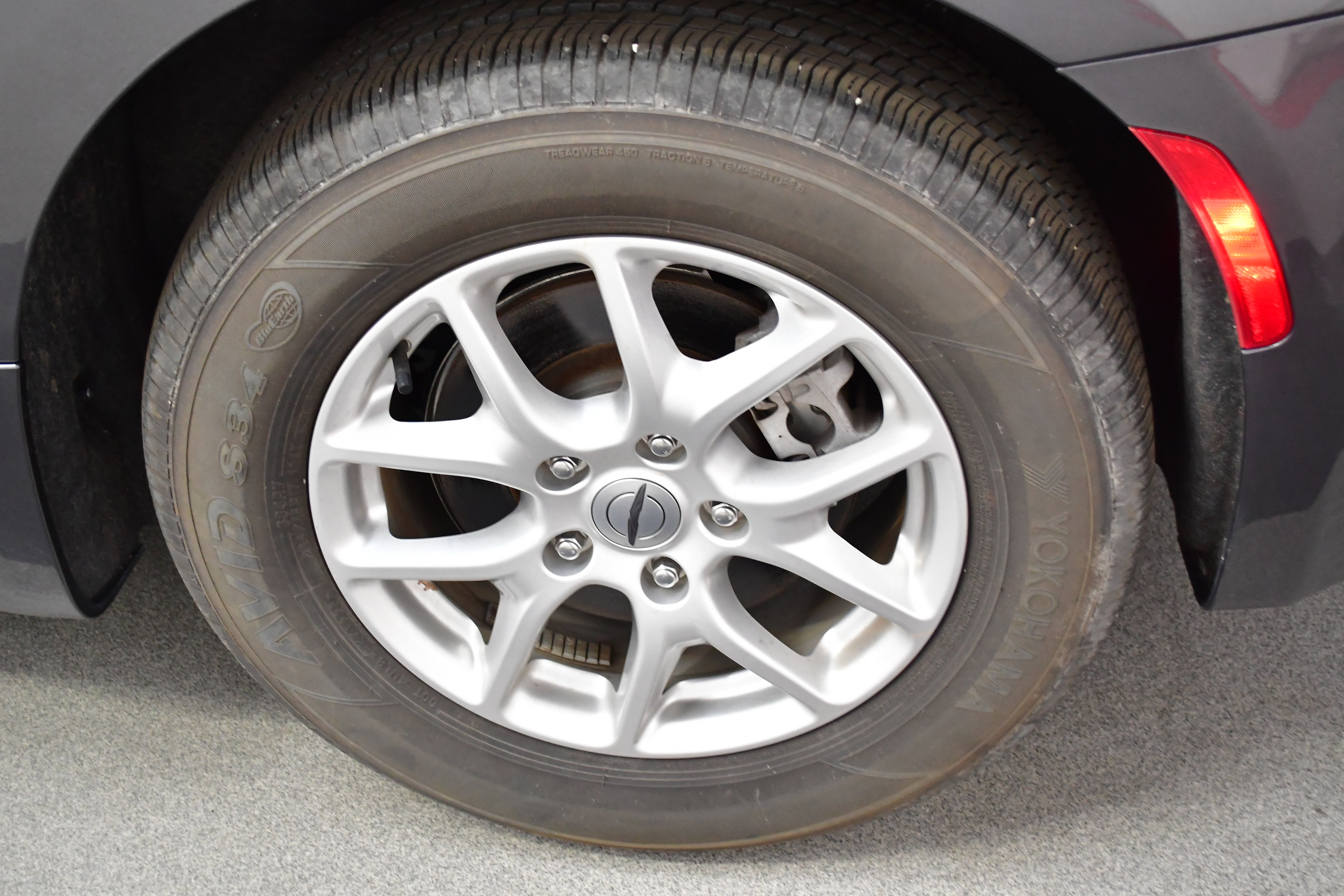 Used 2023 Chrysler Pacifica Touring-L FWD image 39