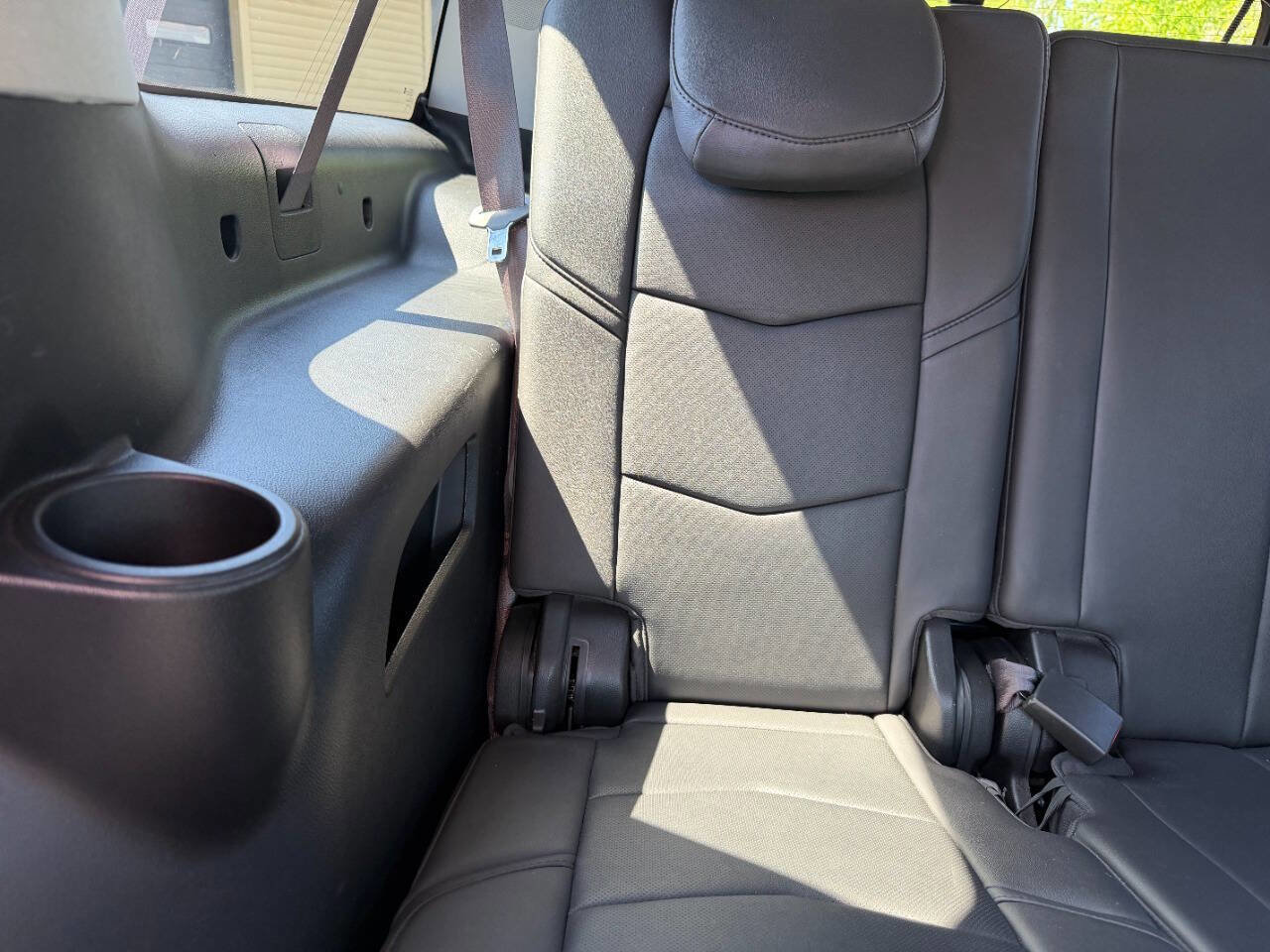 Used 2017 Cadillac Escalade ESV Premium Luxury image 49