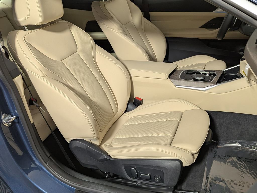 Used 2025 BMW 430i xDrive Coupe w/ Convenience Package image 23