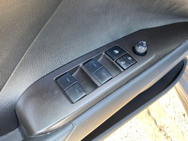 Used 2023 Toyota Camry SE image 15